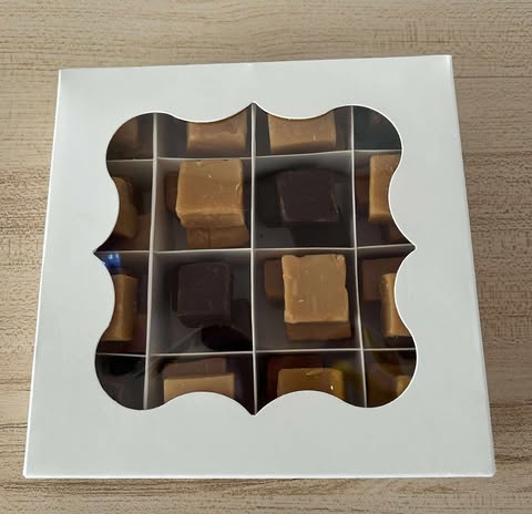 Traditional Fudge Box - 48 Pieces