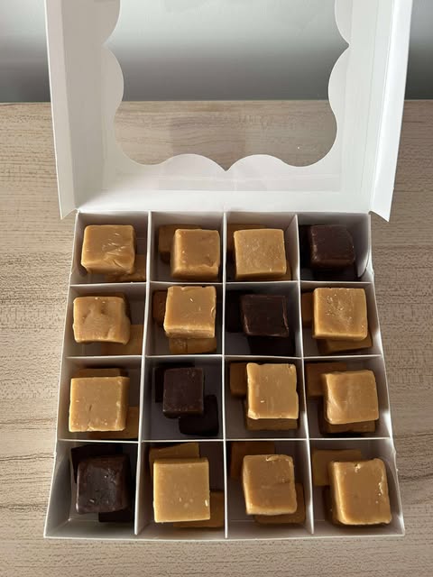 Traditional Fudge Box - 48 Pieces