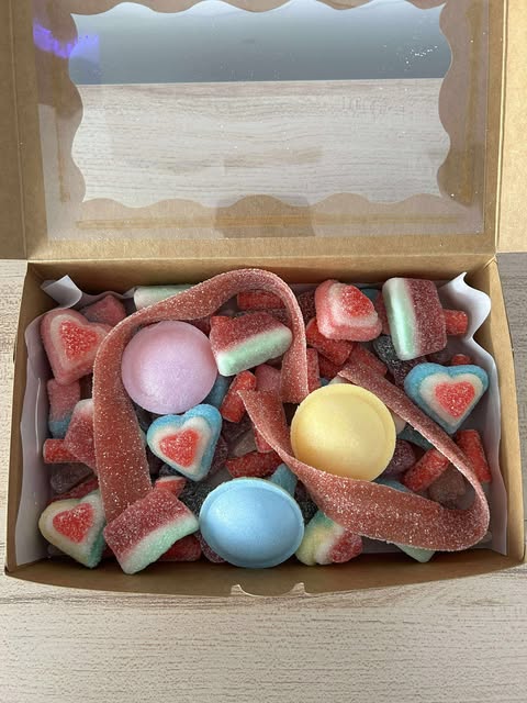 300g Sweet Treat Box