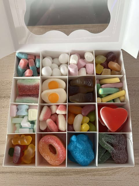 Pick n Mix Sweet Box - 16 Sections