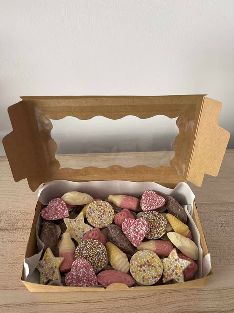 300g Chocolate Treat Box