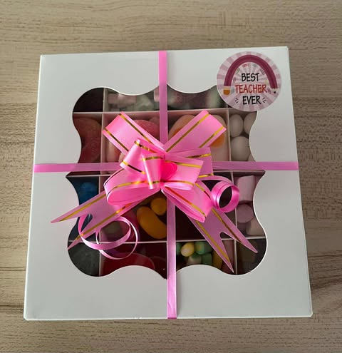 Pick n Mix Sweet Box - 16 Sections