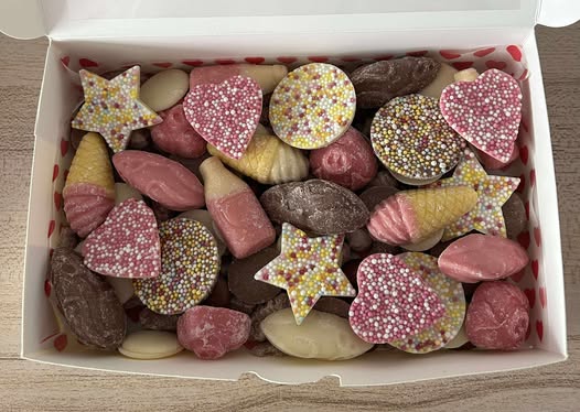 300g Chocolate Treat Box