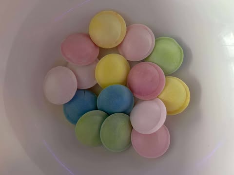 Fizzy Flying Saucers
