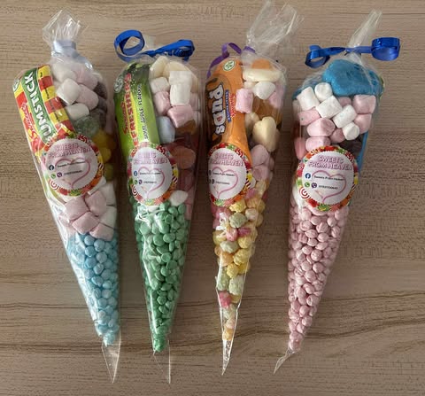 Clear Sweet Party Cones